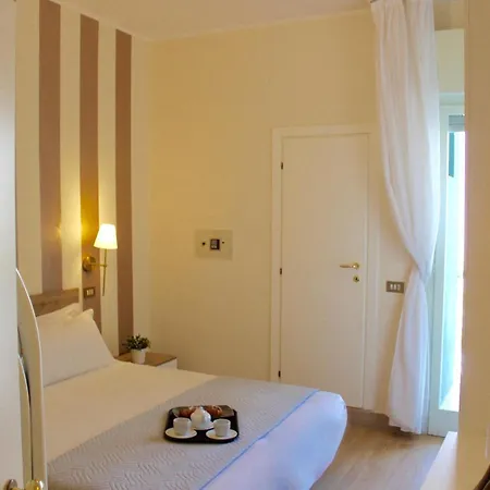 Roi Hotell 3*
