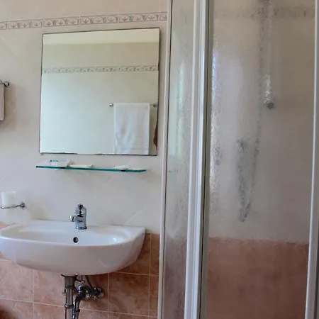 Roi Hotell