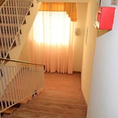 Roi Hotell