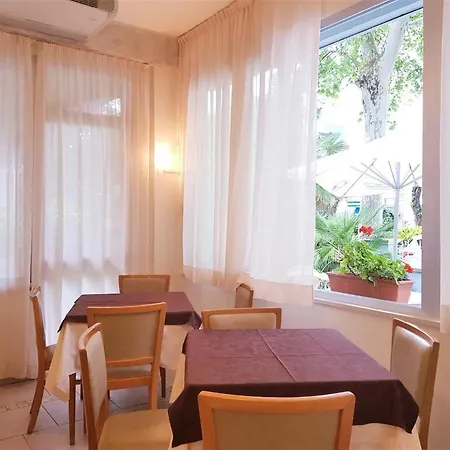 Roi Otel