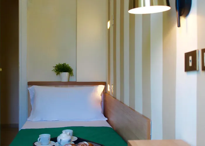 Hotel Roi 3*
