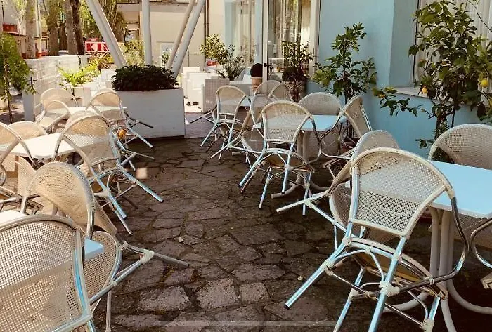 Hotel Roi 3*