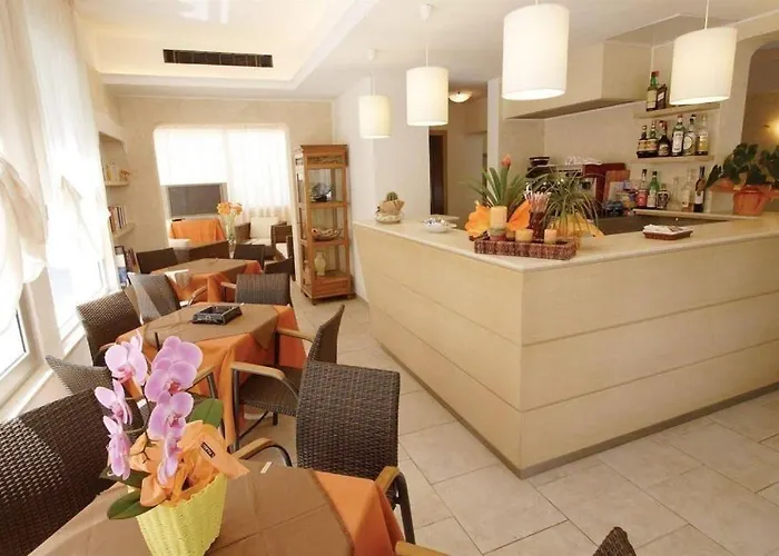 Roi Hotel 3*